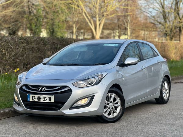 Hyundai i30 Hatchback, Diesel, 2012, Silver
