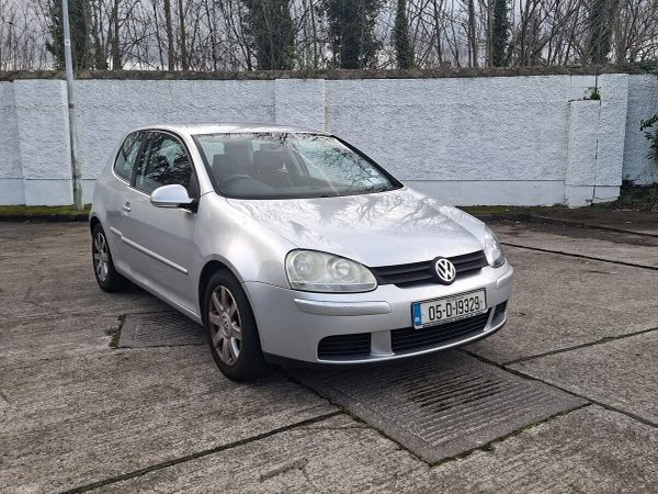 Volkswagen Golf Hatchback, Petrol, 2005, Silver
