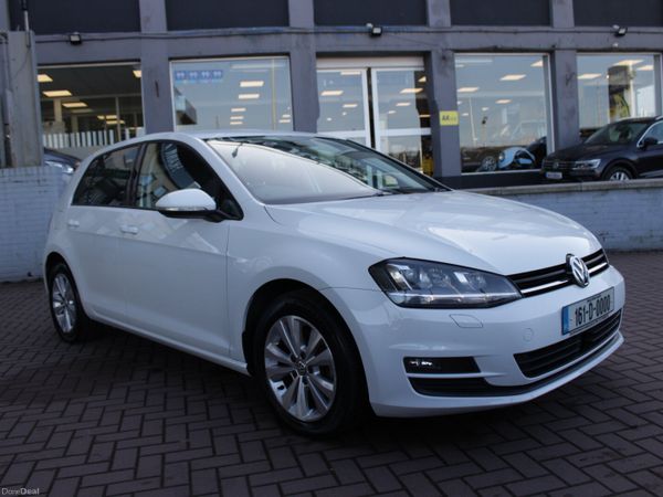 Volkswagen Golf Hatchback, Petrol, 2016, White