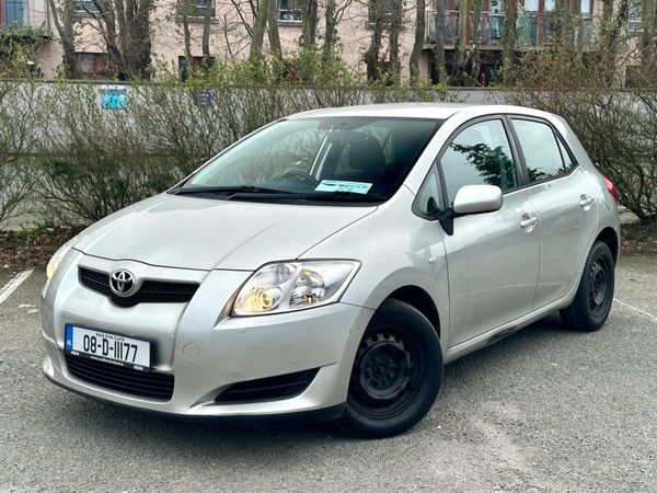 Toyota Auris Hatchback, Petrol, 2008, Silver