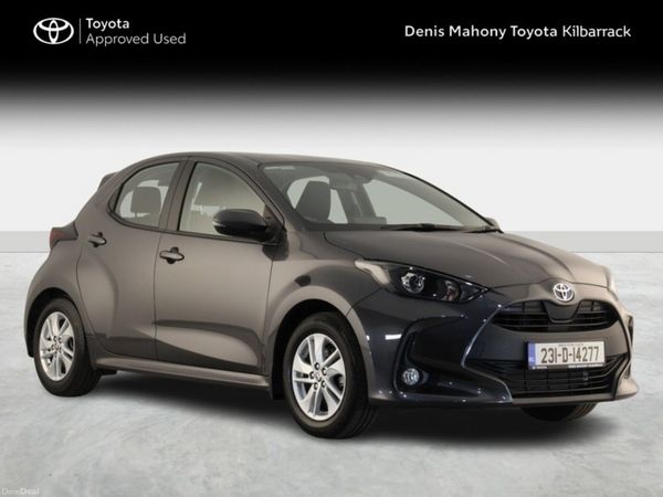 Toyota Yaris Hatchback, Petrol Hybrid, 2023, Grey