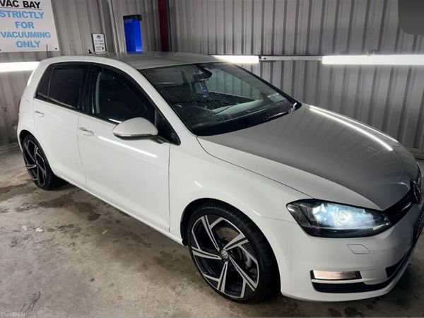 Volkswagen Golf Hatchback, Petrol, 2014, White