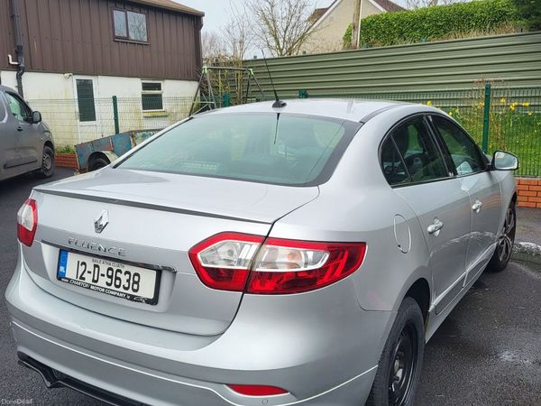 Renault Fluence Saloon, Diesel, 2012, Silver
