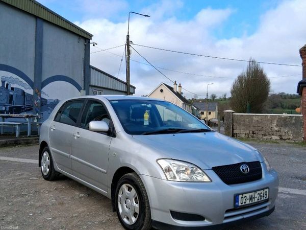 Toyota Corolla Hatchback, Petrol, 2003, Silver