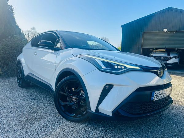 Toyota C-HR SUV, Petrol Hybrid, 2020, White