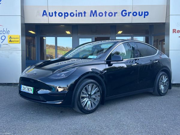 Tesla Model Y MPV, Electric, 2023, Black