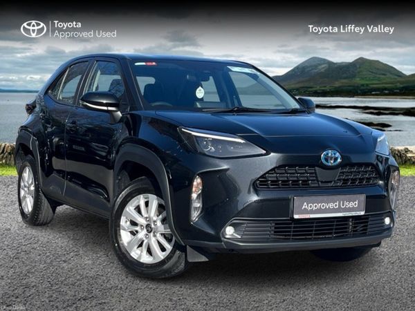 Toyota Yaris Cross Hatchback, Petrol Hybrid, 2023, Black