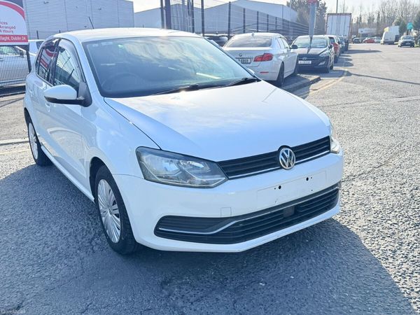 Volkswagen Polo Hatchback, Petrol, 2015, White