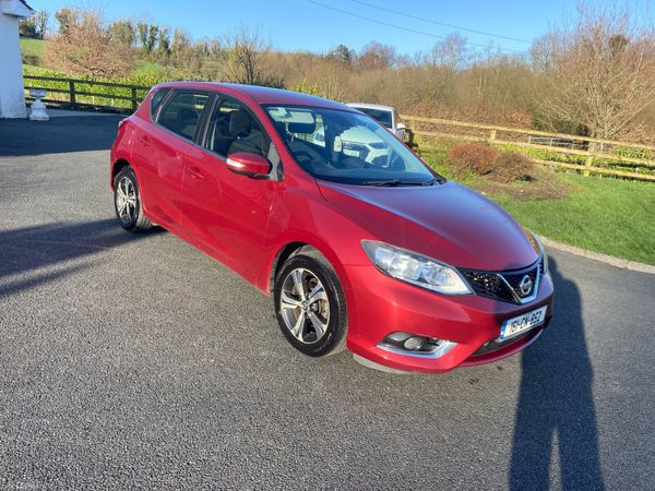 Nissan Pulsar Hatchback, Diesel, 2016, Red