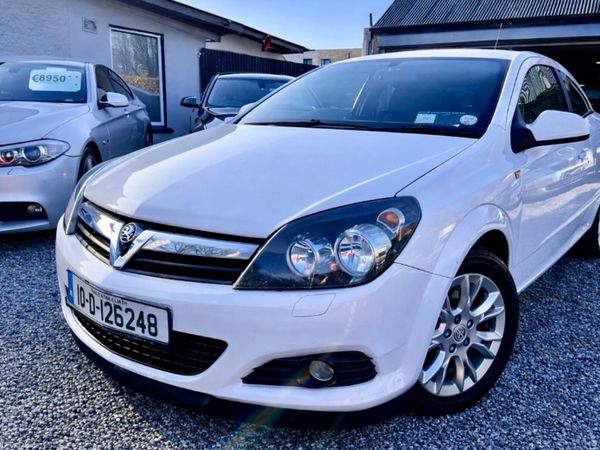 Opel Astra Hatchback, Diesel, 2010, White