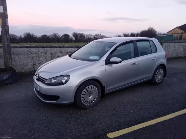 Volkswagen Golf Hatchback, Petrol, 2010, Silver