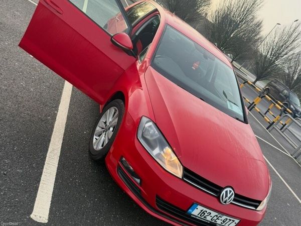 Volkswagen Golf Estate, Petrol, 2016, Red