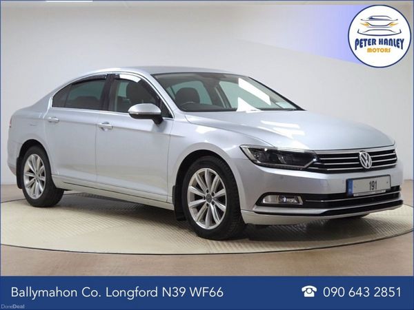 Volkswagen Passat Saloon, Diesel, 2019, Silver