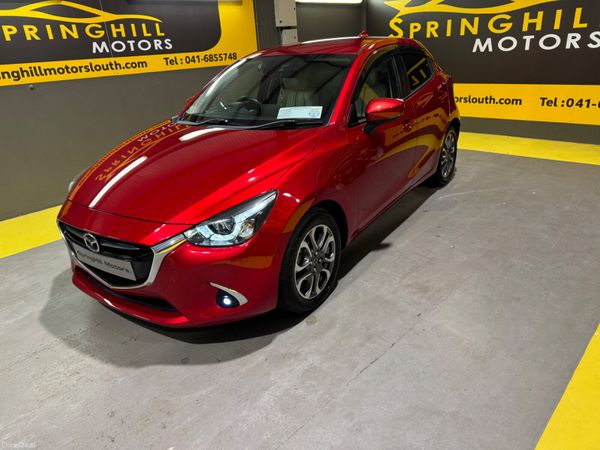 Mazda Demio MPV, Diesel, 2016, Red