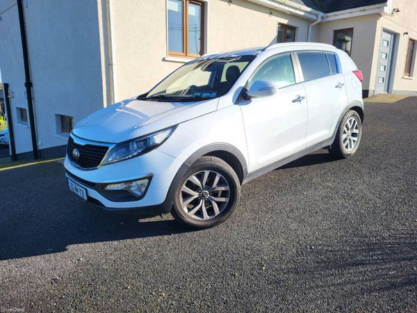 Kia Sportage SUV, Diesel, 2015, White