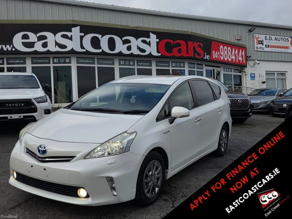 Toyota Prius MPV, Petrol Hybrid, 2014, White