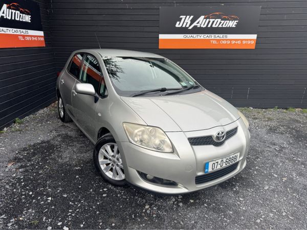 Toyota Auris Hatchback, Petrol, 2007, Silver