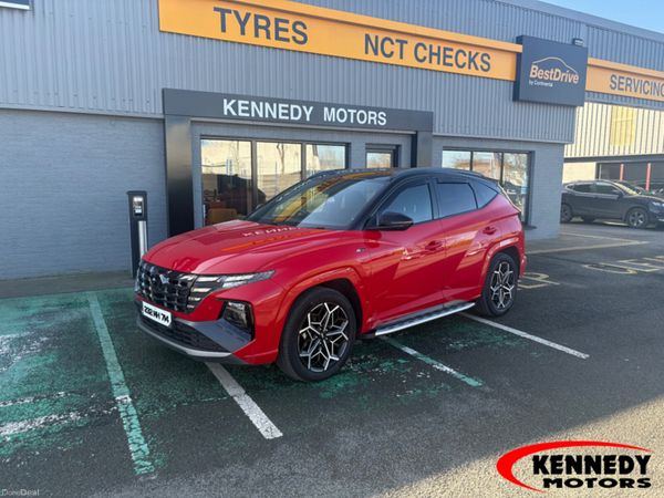 Hyundai Tucson MPV, Petrol Plug-in Hybrid, 2023, Red