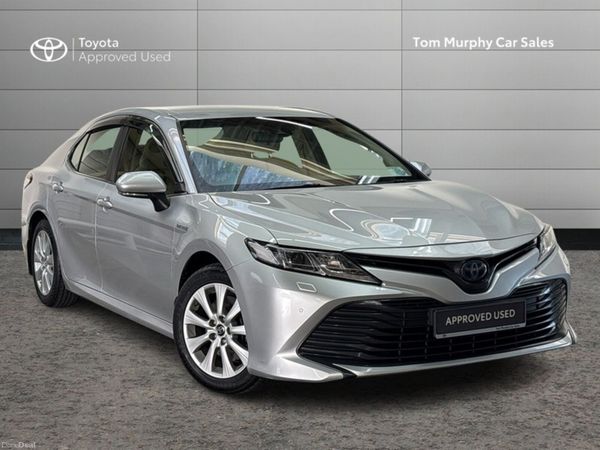 Toyota Camry Saloon, Petrol Hybrid, 2020, Silver