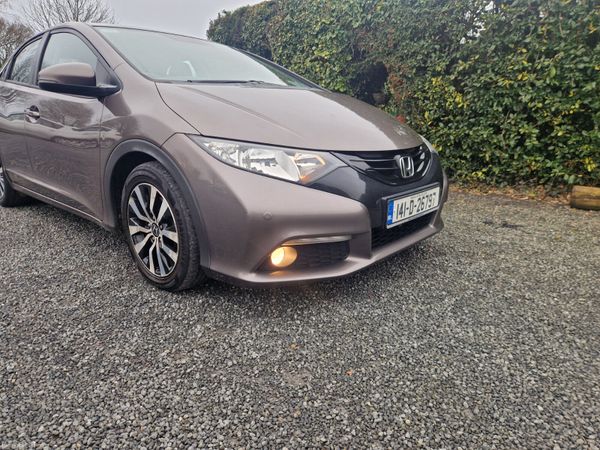 Honda Civic Hatchback, Diesel, 2014, Beige