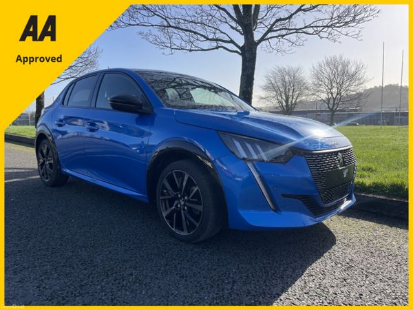 Peugeot 208 Hatchback, Petrol, 2023, White