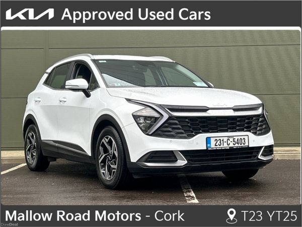 Kia Sportage MPV, Diesel Hybrid, 2023, White