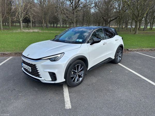 Lexus Other Estate/Jeep, Petrol Hybrid, 2024, White