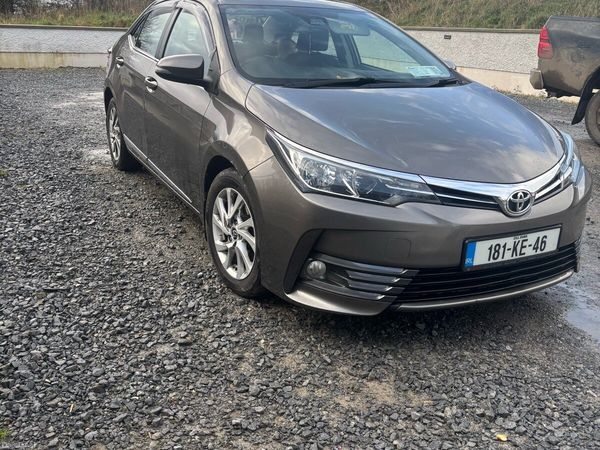 Toyota Corolla Saloon, Diesel, 2018, Grey