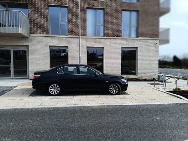 BMW 5-Series Saloon, Petrol, 2007, Blue