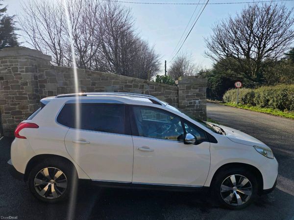 Peugeot 2008 SUV, Diesel, 2016, White