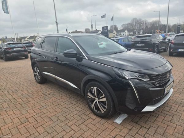Peugeot 5008 MPV, Diesel, 2024, Black