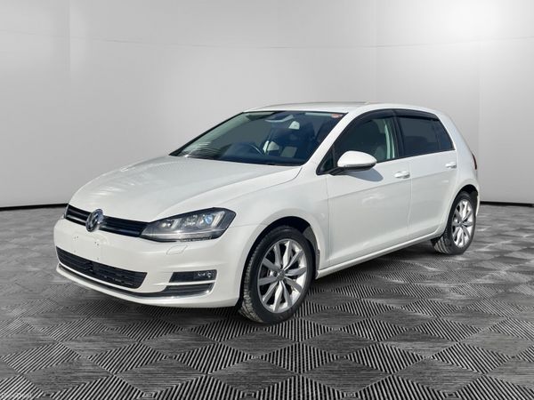 Volkswagen Golf Hatchback, Petrol, 2015, White