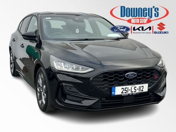 Ford Focus Hatchback, Diesel, 2025, Black