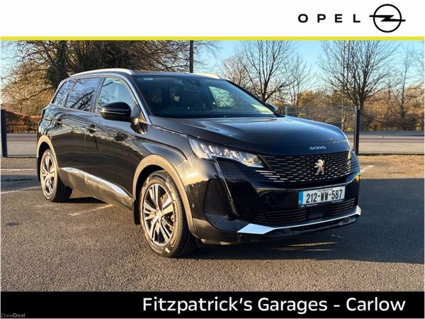 Peugeot 5008 MPV, Diesel, 2021, Black