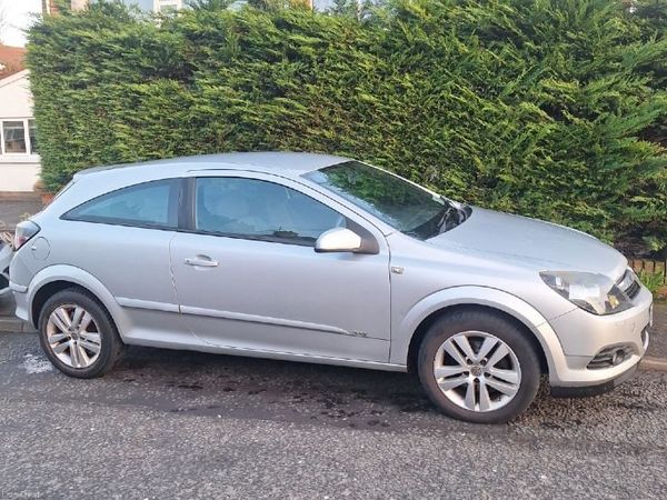 Vauxhall Astra Hatchback, Petrol, 2008, Silver