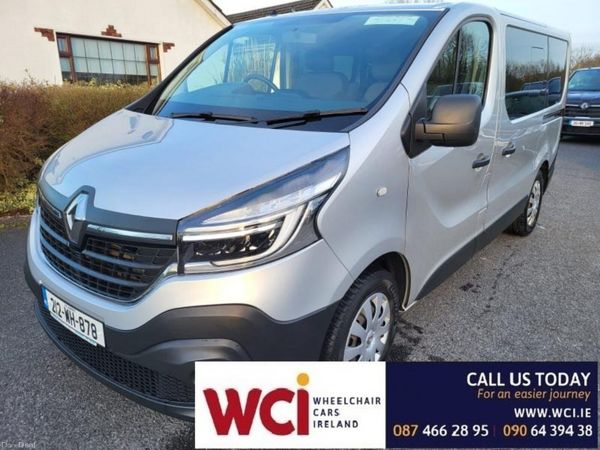 Renault Trafic MPV, Diesel, 2021, Silver