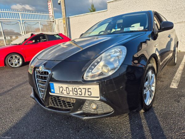 Alfa Romeo Giulietta Hatchback, Petrol, 2012, Black
