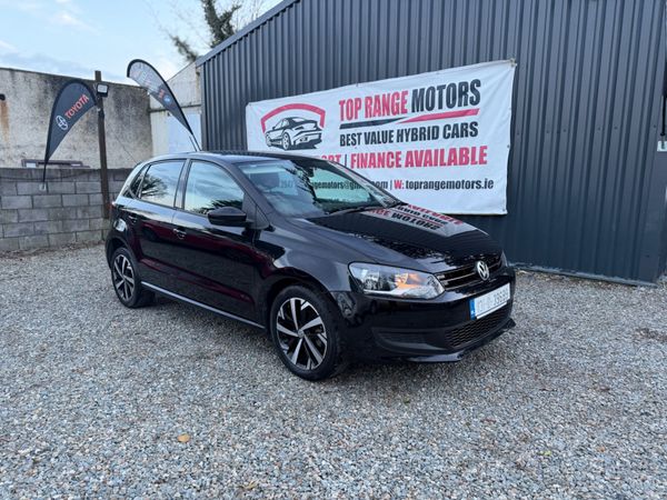 Volkswagen Polo Hatchback, Petrol, 2013, Black