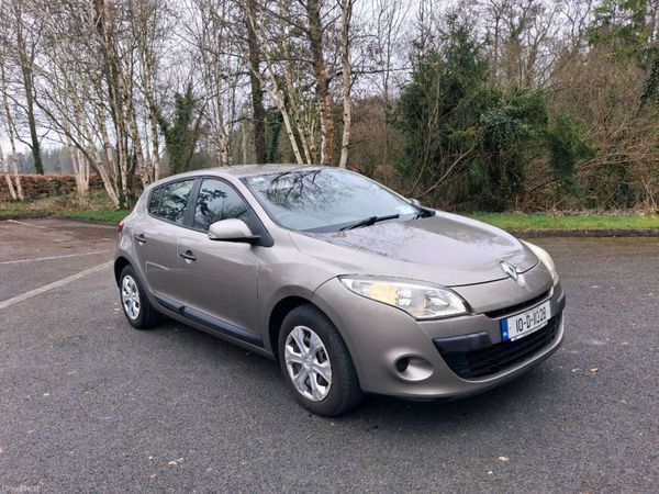 Renault Megane Hatchback, Diesel, 2010, Gold