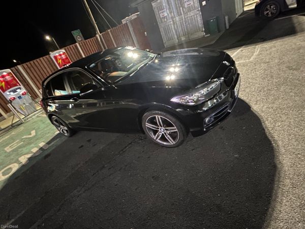 BMW 1-Series Hatchback, Diesel, 2015, Black