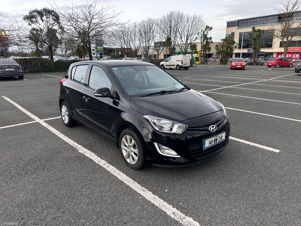 Hyundai i20 Hatchback, Petrol, 2014, Black