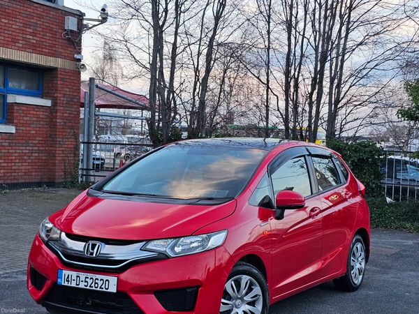 Honda Fit Hatchback, Petrol Hybrid, 2014, Red