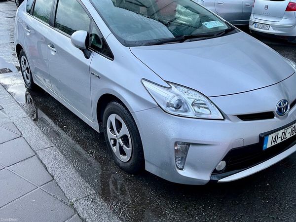 Toyota Prius Hatchback, Petrol Hybrid, 2014, Silver