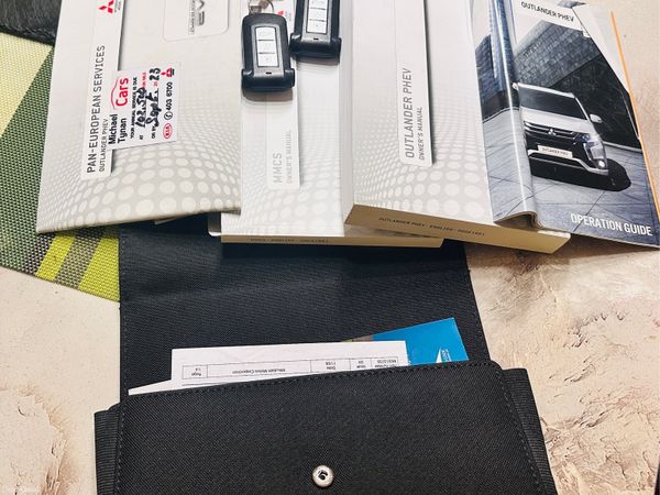 Mitsubishi Outlander SUV, Petrol Plug-in Hybrid, 2015, Grey