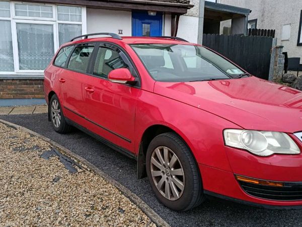Volkswagen Passat Estate, Diesel, 2008, Red