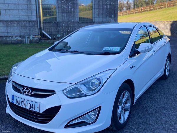 Hyundai i40 Saloon, Diesel, 2014, White