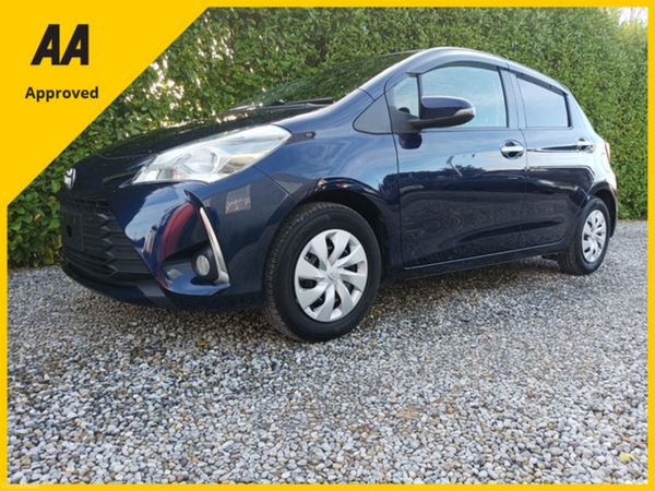 Toyota Yaris Hatchback, Petrol, 2019, Blue