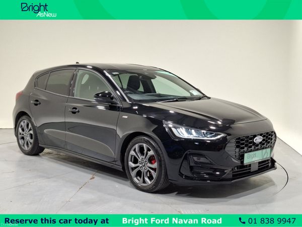 Ford Focus Hatchback, Petrol, 2024, Black