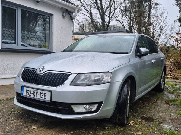 Skoda Octavia Saloon, Diesel, 2015, Silver