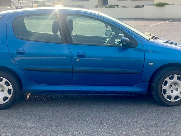 Peugeot 206 Hatchback, Petrol, 2006, Blue